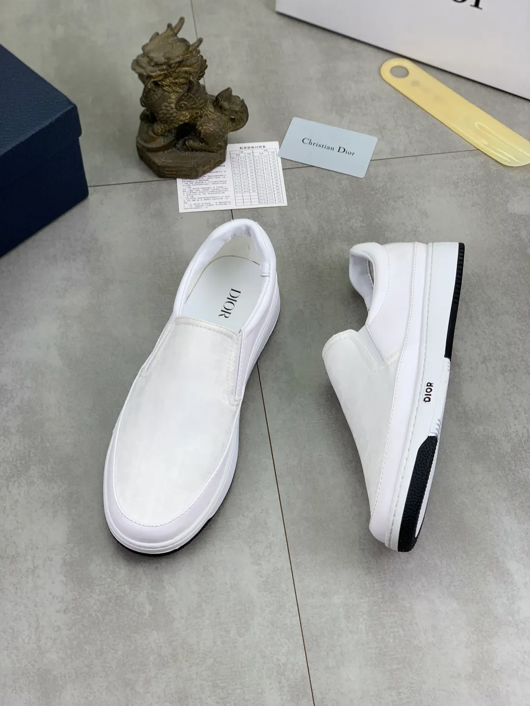 Men's Men's Shoes💰P400💰[New Style]🆘[Dior] 2025 Dior Original Lace-up Low-top Men's Shoes Classic casual shoes 🔥This model is the official flagship model with high quality and made by famous original designers. It is made of high-quality cowhide with original materials➕Comfortable and breathable mesh lining➕Pigskin insole. The perfect last shape and generous and fashionable design have attracted many consumers. Suitable for drivers to drive🚗. What you want is the highest quality in the market. Color: 4️⃣Color code number: 38--44 (45 customized)